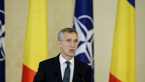 Mișcările de trupe ale Rusiei: Reuniune de urgenta a miniștrilor Apărării și de Externe din NATO
