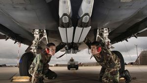 România cumpără bombe ghidate americane de mare precizie GBU-39B pentru avioanele F-16. Costurile pachetului și la ce pot fi folosite munițiile