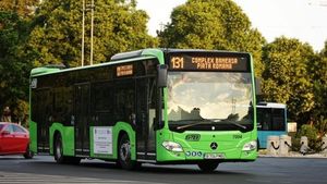25 de linii de noapte de autobuze, troleibuze şi tramvaie vor circula în noaptea de Paşte în București