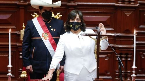 Parlamentul din Peru respinge două moţiuni de demitere împotriva preşedintei Boluarte