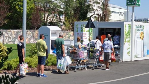 Fostul ministru al Mediului Mircea Fechet (PNL) propune extinderea sistemului de garanţie-returnare şi la ambalajele de borş, oţet, cafea, borcane şi reutilizabile