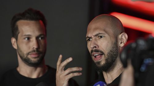 Influencerul Andrew Tate, chemat la DIICOT pentru a i se aduce la cunoștință o nouă acuzație - incitare la ură împotriva femeilor