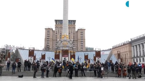 VIDEO O orchestră a interpretat Imnul Ucrainei și Odă Bucuriei în Kiev, în timp ce armata Rusiei avansează spre capitală