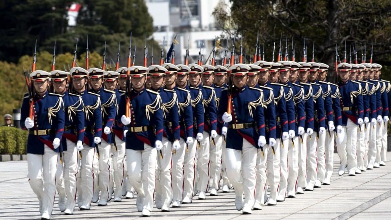 Japonia organizează manevre militare comune cu SUA şi Franţa în luna mai, o etalare a forției în fața Chinei