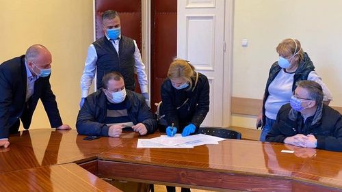 Fundația Hera și Asociația „Dăruiește Viață” lucrează la proiectul unui spital modular cu 30 de paturi de terapie intensivă pentru pacienții COVID-19 din Brașov