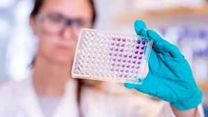 AstraZeneca vizează venituri totale de 80 de miliarde de dolari până în 2030, în ”era post-Covid” / ”Ne uităm şi la unele medicamente pentru controlul greutăţii”