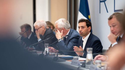 Riscul unei Europe „imposibil de guvernat” din cauza ascensiunii partidelor populiste la alegerile din iunie este „real”, avertizează liderul grupului Renew Europe