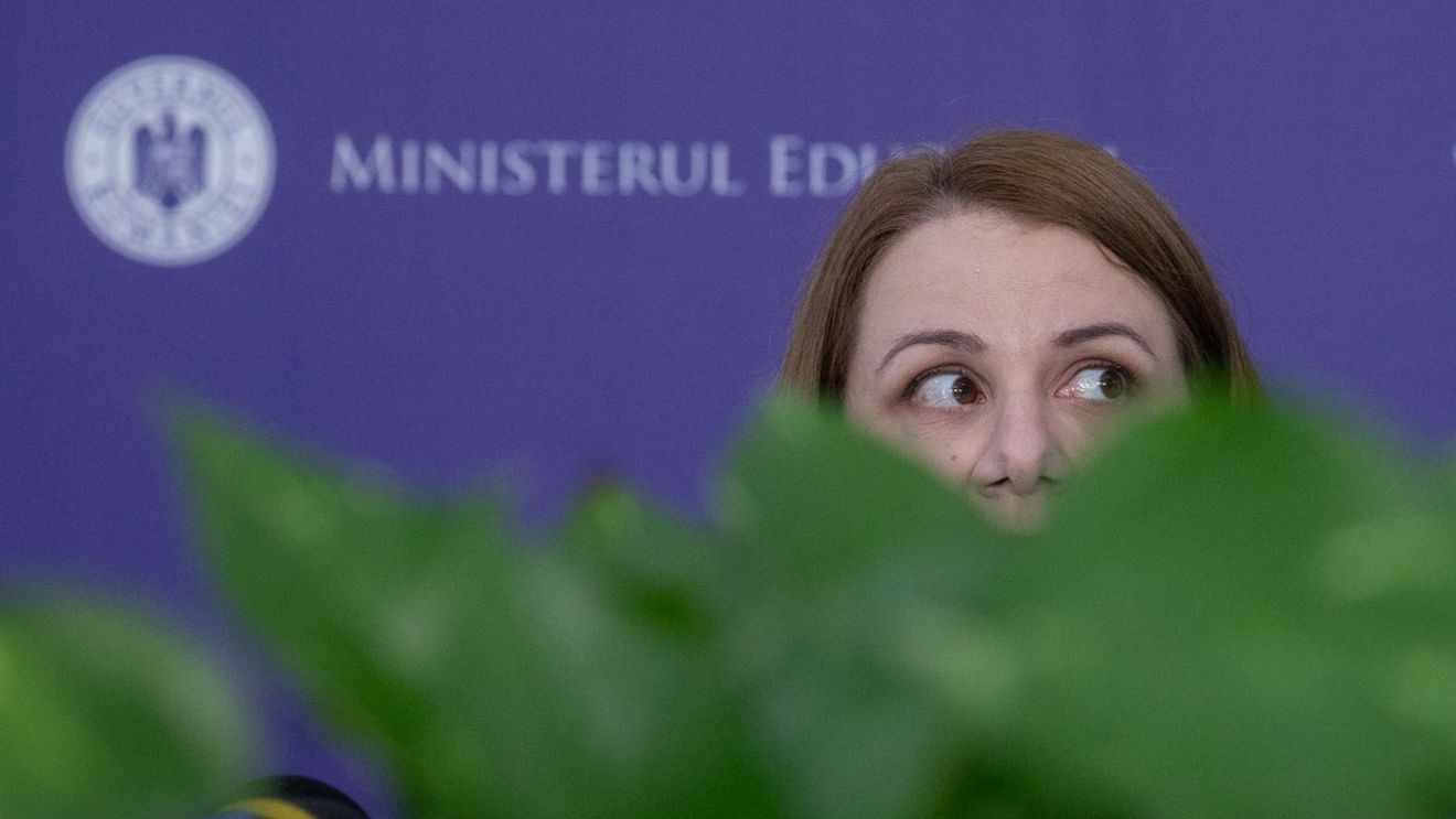 Ministrul educației susține că „încearcă” o modificare a platformei de corectare digitizată de la Evaluarea Națională 2024, astfel încât greșelile de notare de la subiectele grilă să se întoarcă „la aceiași corectori, cu rugămintea să se mai uite o dată”