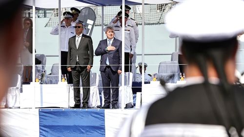 Godină semnalează cum Bode a monopolizat pagina oficială de Facebook a Poliției Române, pentru reclamă personală: De ce nu sunt arătate și cazurile de polițiști corupți sau alte boacăne? E simplu, Poliția Română îi face imagine domnului Bode