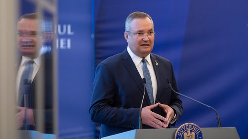 Ciucă: Împăratul Constantin şi mama sa, Elena, reprezintă repere de curaj, speranţă şi credinţă, valori atât de necesare pentru noi toţi în aceste timpuri complicate