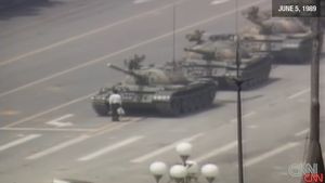 The Guardian: Tiananmen, după 30 de ani: speranță și teroare