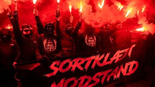 Două persoane arestate pentru comportament violent la o manifestație împotriva restricţiilor anti-COVID-19 din Danemarca