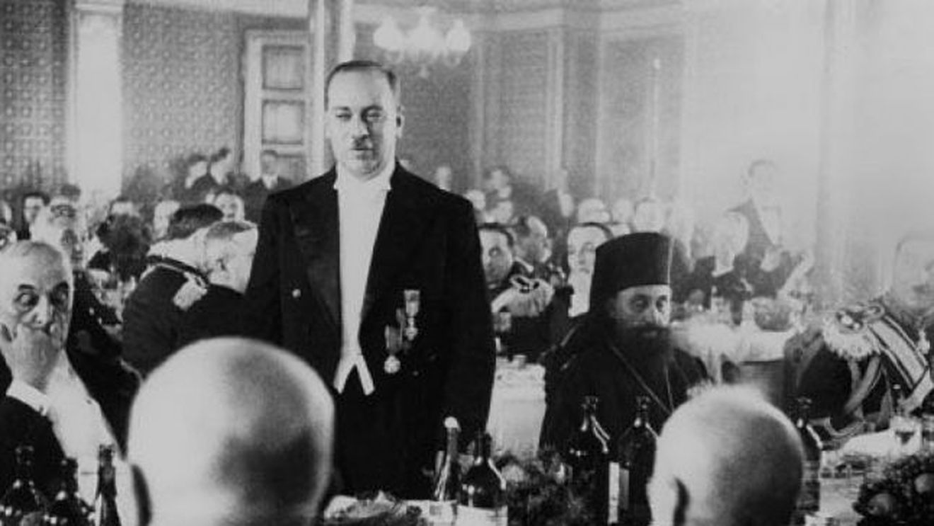 Un istoric acuză Arhivele Naționale că secretizează dosarul fostului guvernator al Transnistriei, Gh. Alexianu, condamnat pentru crime de război pentru implicarea în Holocaust și executat. Una dintre mize - proprietățile