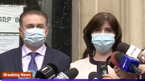 BREAKING Monica Anisie: La momentul acesta, rata la nivelul municipiului București este de 2,69, deci nu s-a trecut peste pragul de 3. Se trece în scenariul roșu dacă mai multe zile există pragul de 3, rata de infectare la nivel de localitate