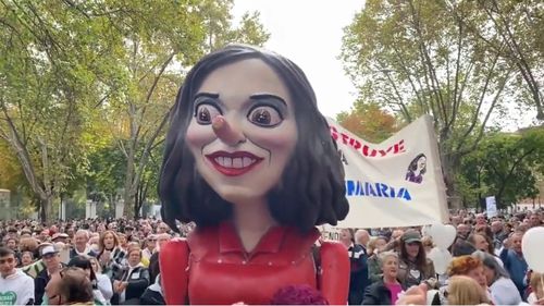 VIDEO Demonstrație masivă în Madrid împotriva politicilor de sănătate ale guvernului regional
