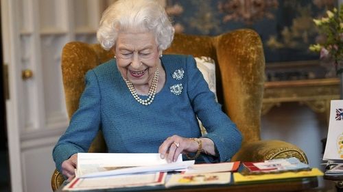 Elisabeta a II-a lasă în urmă o scrisoare misterioasă, care nu poate fi deschisă înainte de 2085