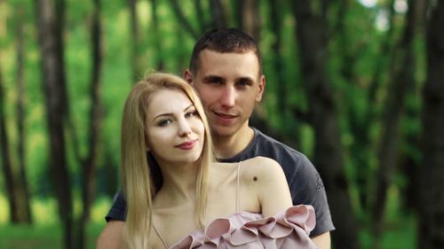 Soția unui militar rus care și-a îndemnat soțul să violeze femei ucrainene a fost condamnată în Ucraina la cinci ani de închisoare