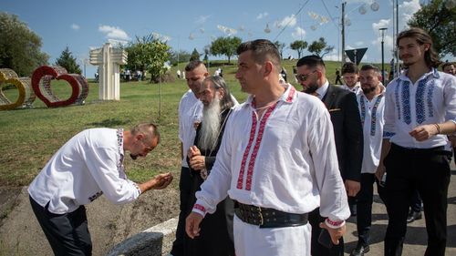 Întâlnirea dintre ambasadorul israelian la București și George Simion provoacă îngrijorări și în comunitatea evreiască din SUA/ Jewish Telegraphic Agency: Acest partid românesc a calificat Holocaustul drept un „subiect minor”