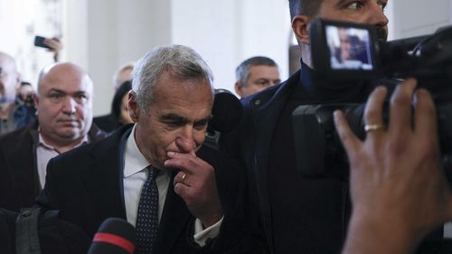 Lista foștilor ofițeri din SRI, armată și poliție care l-au sprijinit pe Călin Georgescu - investigație PublicRecord.ro