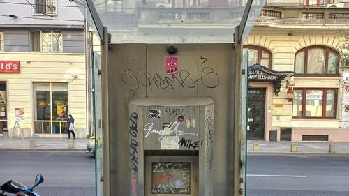 FOTO București, capitala cu 50 de infochioșcuri turistice nefuncționale pentru care primăria a risipit peste 430.000 de euro