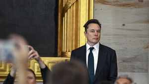 Directorii Tesla, confuzi după ce Musk a dezmințit că a oprit proiectul mașinii de 25.000 de dolari: „Reuters minte”