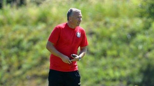 Dan Petrescu, înainte de dubla europeană cu Pafos:  ”E plin de brazilieni acolo. Ştiu că au vrut să cumpere jucători de la noi cu două milioane. Înseamnă că au bani”