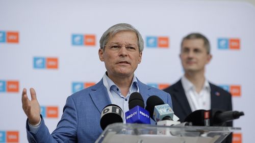 Dacian Cioloș: Știu că PNL-ului nu îi vine să creadă că vom merge până la capăt. Moțiunea USR PLUS există și merge mai departe, orice parlamentar e liber să o semneze