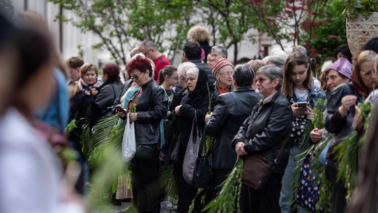 Procesiune în Capitală cu relicva Sfântului Papă Ioan Paul al II-lea