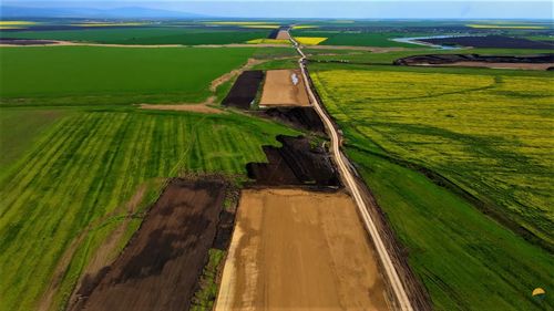 Probleme cu grinzile de la poduri pe Autostrada Moldovei Ploiești – Buzău: CNAIR caută un expert tehnic pentru verificarea proiectului făcut de Consitrans și ce tipuri de grinzi poate folosi Pizzarotti – Retter la poduri / Expertiză la studiul geotehnic care a ratat „orezăria” de pe traseu