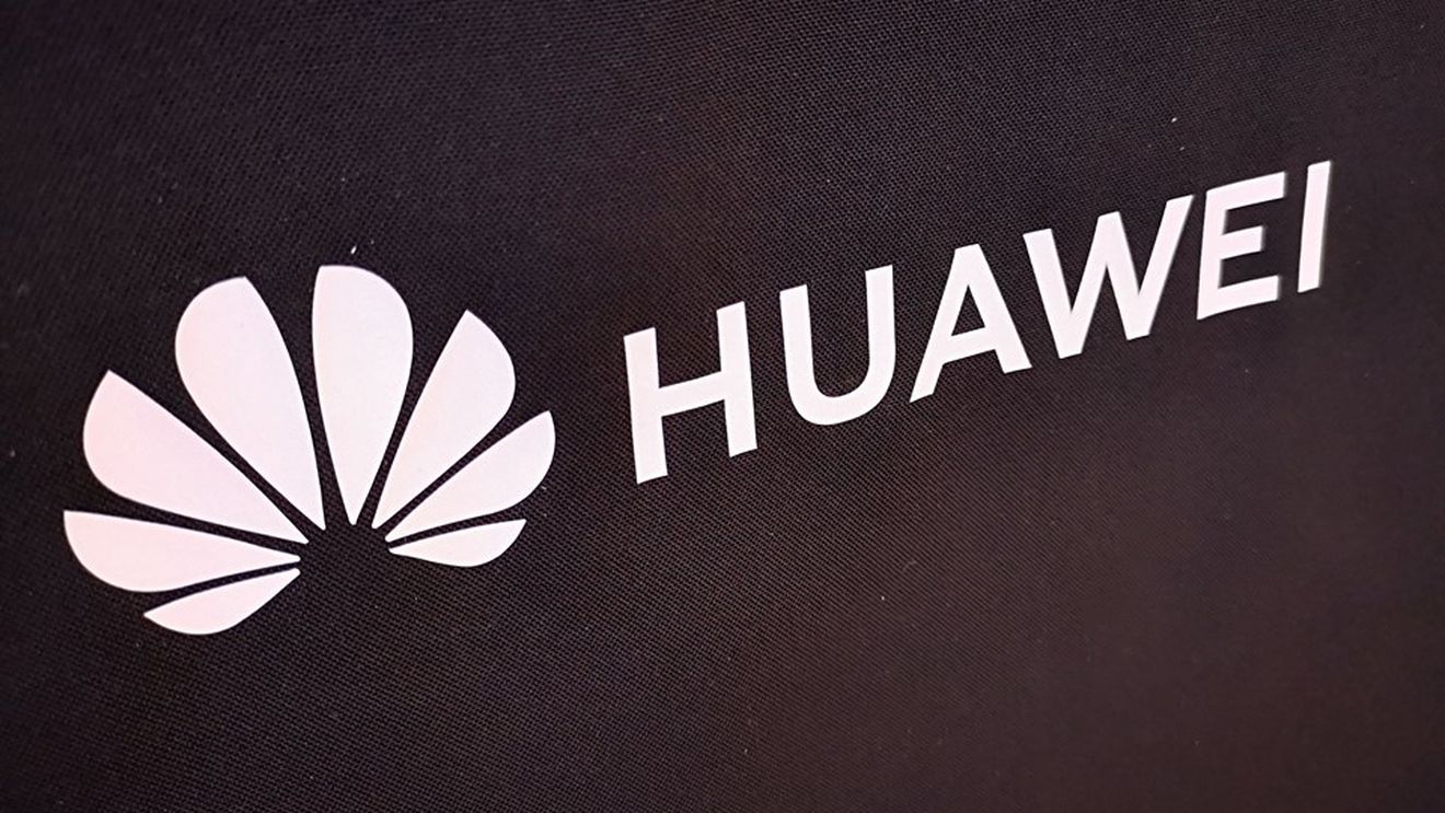 CIA acuză Huawei că a primit fonduri de la Comisia de Securitate Națională a Chinei, de la Armata de Eliberare a Poporului și de la o rețea de spionaj chineză