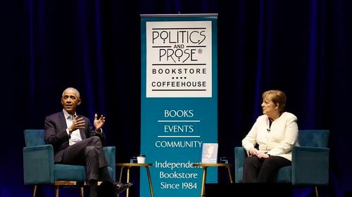 Angela Merkel şi Barack Obama s-au reîntâlnit la Washington cu prilejul lansării memoriilor fostului cancelar