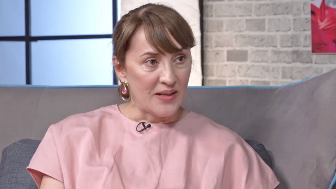 Părintele foarte educat are aversiune față de plictisul copilului, dar jocul nestructurat e una din cele mai valoroase forme de joc, spune psihoterapeutul Diana Stănculeanu