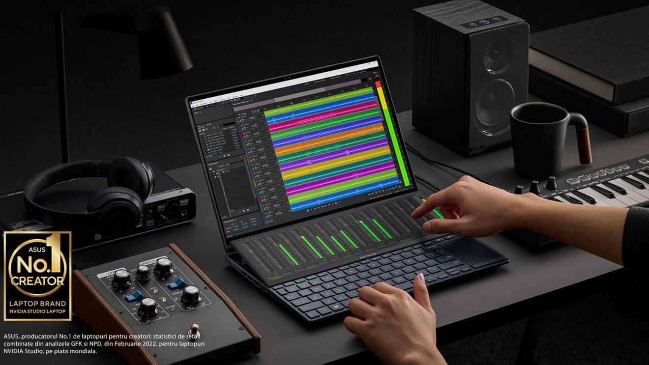 Zenbook Pro 14 Duo OLED (UX8402): două ecrane care funcționează unitar (P)