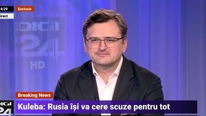 Dmitri Kuleba, la Digi24: ”Partenera mea a plecat din Bucea cu o zi înainte ca orașul să fie ocupat/ Nu mi-a murit nimeni apropiat până acum, dar am prieteni pe linia frontului, în Donbas”