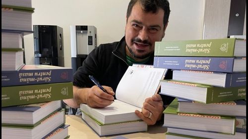 Pe 4 februarie, de „Ziua cititului împreună”, o opinie despre cărțile de gastronomie/ Cosmin Dragomir (jurnalist și scriitor): „Doar din astfel de cărți mori de foame”