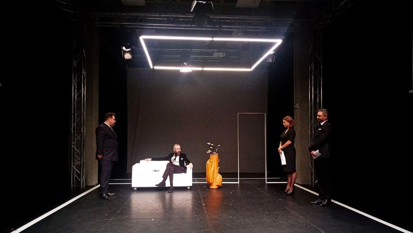Teatrul Mic din București se redeschide publicului, sâmbătă, cu premiera „Bull”, în regia lui Silviu Debu