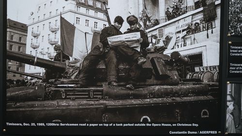 Cum și-a petrecut un ziarist britanic Crăciunul la București în zilele căderii lui Ceaușescu