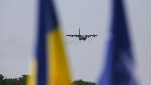 Alţi 10 români sunt repatriați din Turcia/ MAE încearcă să repatrieze un alt grup de 10 români care se află la distanţă mare de aeroporturi