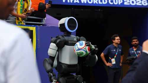 VIDEO | Demonstrație de robotică la Cupa Mondială: Hyundai a adus robotul umanoid Atlas la meciul dintre Brazilia și Norvegia