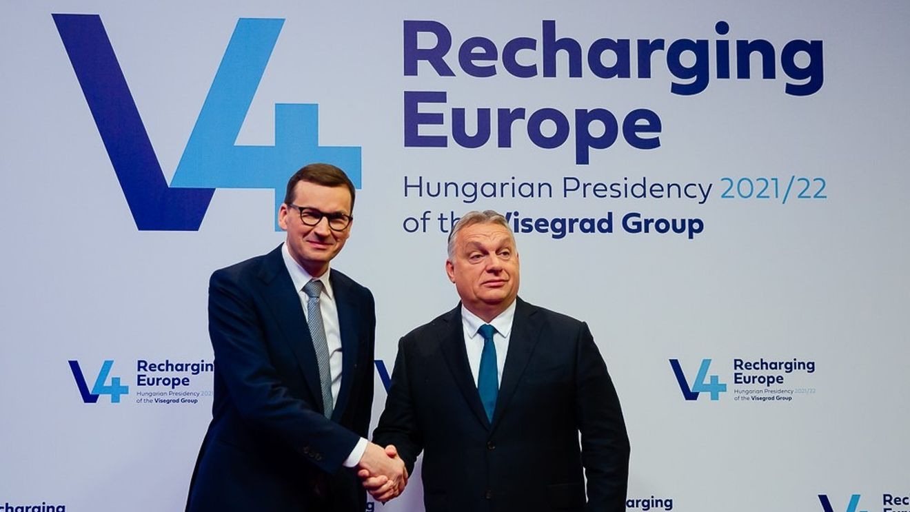 Bloomberg: Orban își pierde prietenii, în timp ce Varșovia îi dă peste nas / Polonia a redus la minimum interacțiunea cu Ungaria