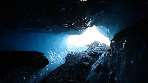 Dimensiunile celei de-a treia cea mai lungă peşteră din lume, extinse la 437 kilometri în urma unei expediţii ştiinţifice recente