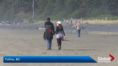 Avalanșă de critici și acuzații de ipocrizie după ce premierul Canadei, Justin Trudeau, și-a luat vacanță de ziua reconcilierii cu indigenii și s-a dus la plajă