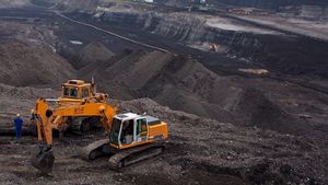 O mină gigantică de cărbune din Polonia lasă fără apă mii de oameni din Cehia. Activitatea de minerit nu a fost oprită, deși există o decizie a Tribunalului UE în acest sens
