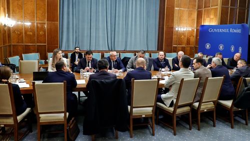 Premierul Bolojan, despre situația din administrația locală prin comparație cu situația din UE: Avem o dependență mare de transferurile de la bugetul de stat. Pachetul de reforma corectează dezechilibrele