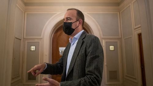 Vîlceanu confirmă că au existat discuții cu PSD despre modificarea PNRR, dar spune că PNL nu susține revizuirea planului: „E greu să schimbi ceva în PNRR. Rămâne de văzut dacă e posibil şi asta”