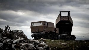 O companie franceză dezvoltă un rival european la HIMARS, una dintre cele mai de succes arme americane din Ucraina / Ce poate face sistemul Foudre?