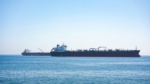 Berlinul critică o posibilă ridicare a sancţiunilor asupra petrolului iranian / O relaxare temporară a fost deja decisă pentru sancțiunile împotriva Rusiei, pe fondul crizei energetice globale