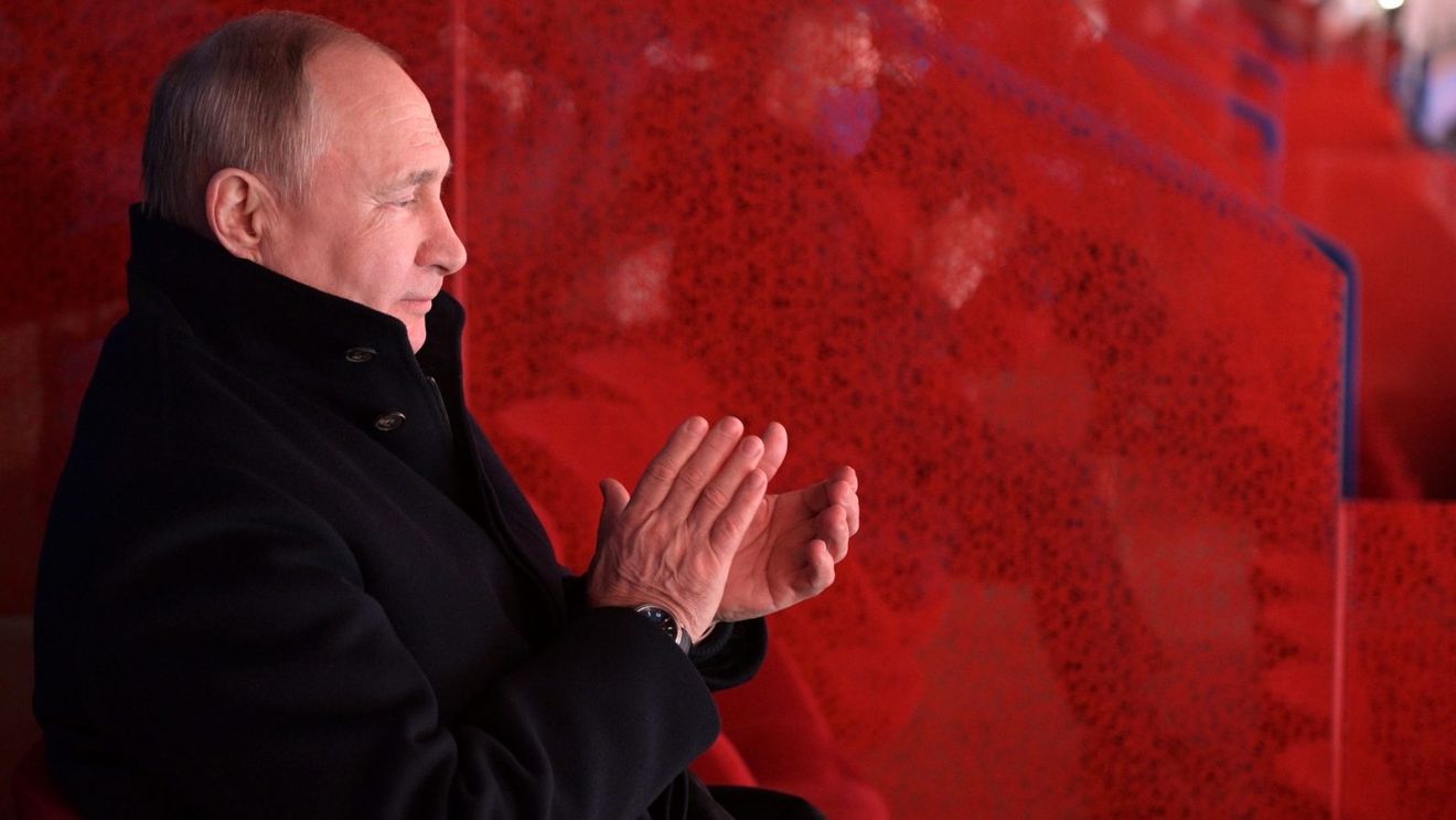 Putin este un om într-o cuşcă pe care şi-a construit-o singur, afirmă ministrul britanic al Apărării