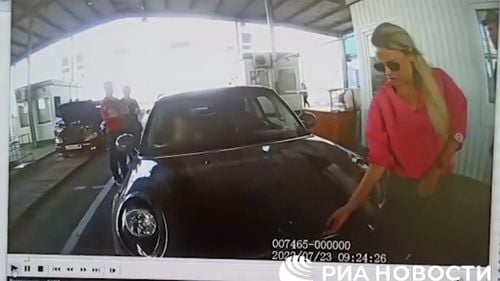 VIDEO După ce a susținut că a terminat ancheta asasinării Dariei Dugheva în timp record, FSB prezintă imagini cu pretinsa suspectă