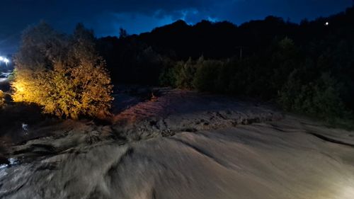 Apele Române: Acumulările Măneciu și Paltinu au atenuat două viituri semnificative după precipitații extreme de peste 200 l/mp în Prahova, de peste două ori media lunii iunie / Rezerva de apă pentru Vălenii de Munte ajunge pentru aproximativ 24 de ore - VIDEO